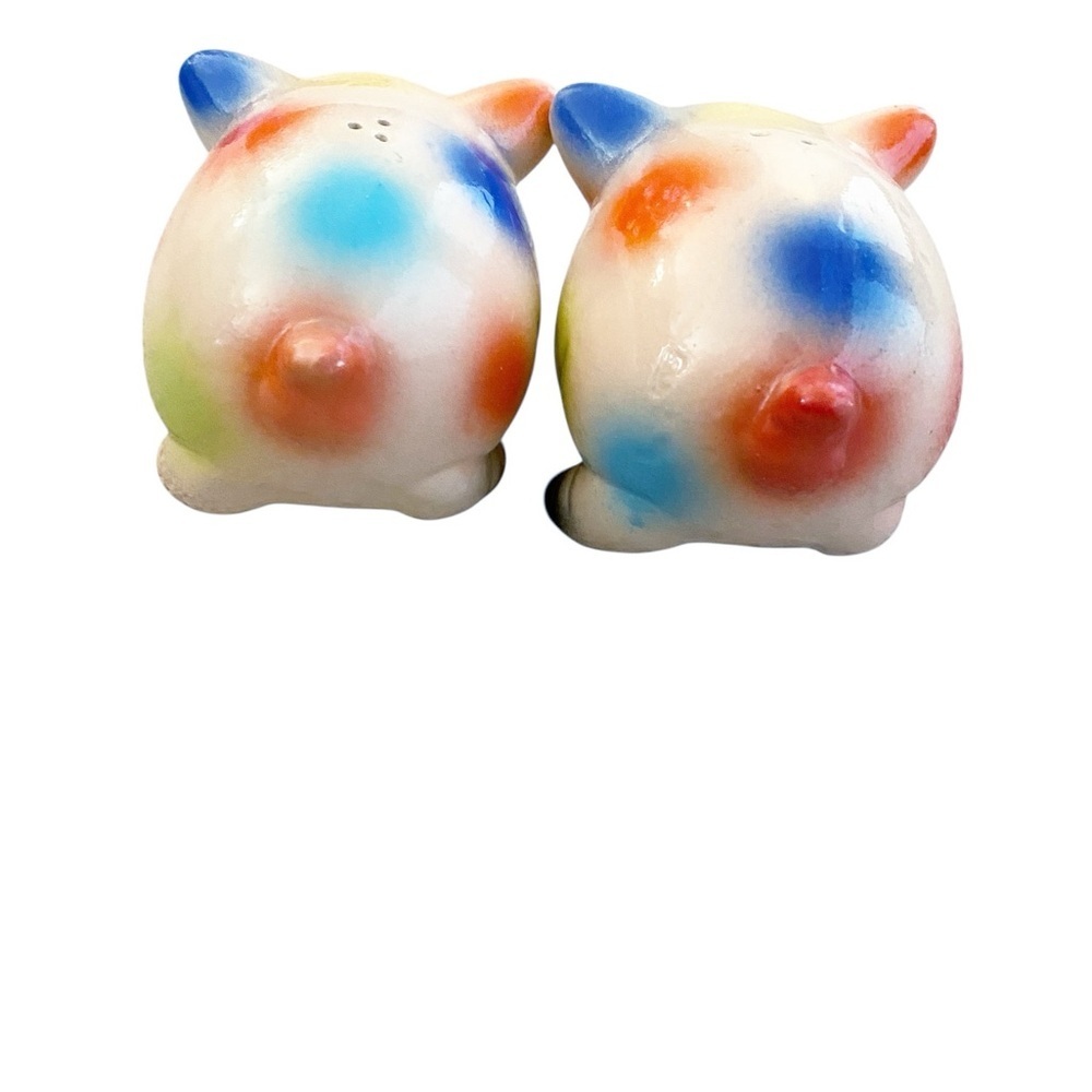 Vintage Midcentury Ceramic Pig Salt and Pepper Shakers - Picture 4 of 5